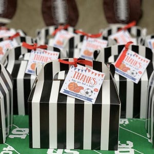 Etichette per feste sportive modificabili, Etichette di compleanno "Spero ti sia divertito/a", Etichette di ringraziamento sportive stampabili, Etichette personalizzate per bomboniere di compleanno a tema sportivo immagine 3