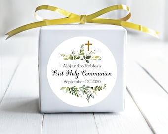 Etiquetas personalizadas para recuerdos de Primera Comunión, con motivos de vegetación en acuarela, pegatinas o etiquetas.