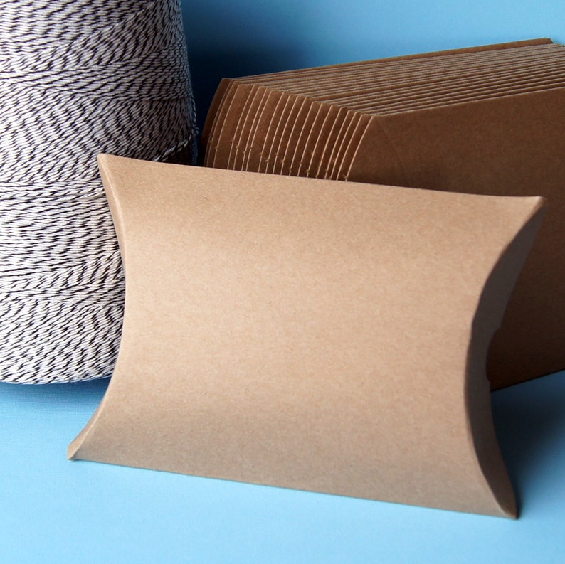 25 Medium Kraft Pillow Boxes for Treats, Packaging & Gift Wrap . 4.5 x 4.5 x 1.5 inches image 3