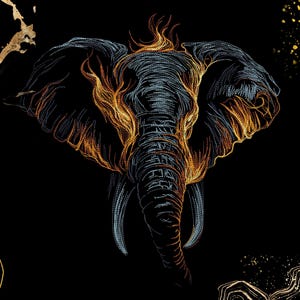 Könnte beinhalten: Ein gestickter Elefantenkopf mit feuriger Mähne und Akzenten. Das Kunstwerk zeigt ein detailliertes Design mit Gold- und Blau-Garn auf schwarzem Hintergrund. Die Stoßzähne des Elefanten sind sichtbar, und der Gesamtstil ist künstlerisch.