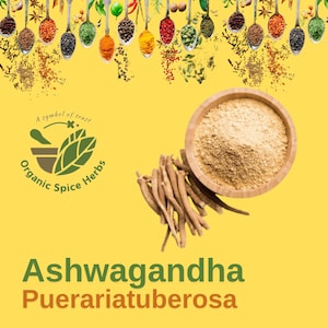 K&ouml;nnte beinhalten: Eine Sch&uuml;ssel mit hellbraunem Pulver mit einem Logo, das "A symbol of trust Organic Spice Herbs" sagt, und dem Text "Ashwagandha Pueraria tuberosa" unter der Sch&uuml;ssel.