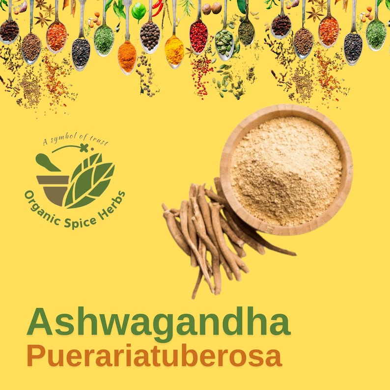 K&ouml;nnte beinhalten: Eine Sch&uuml;ssel mit hellbraunem Pulver mit einem Logo, das "A symbol of trust Organic Spice Herbs" sagt, und dem Text "Ashwagandha Pueraria tuberosa" unter der Sch&uuml;ssel.