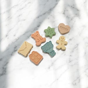 Goat Milk Love Bites Pet Treats (6pc) - Assorted Homemade Dog & Cat Treats
