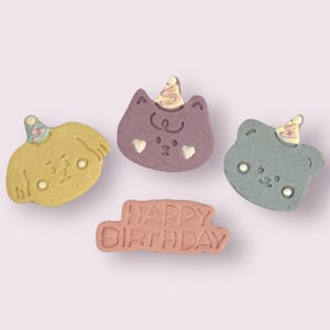Birthday Pawty Chicken & Goat Milk Pet Cookies 4pc | Handmade Dog Treats Cat Treats | Pet Birthday Gift | Pet Birthday Celebration Treats