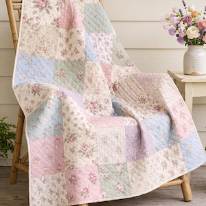 Cottagecore Floral Quilt Blanket, Vintage Pastel Patchwork Throw, Garden Blanket, Farmhouse Botanical Gift