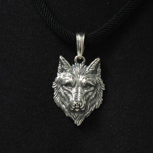 Silver Wolf Head Pendant, Viking Wolf Amulet, Totem Animal Symbol Necklace, Protection Pendant, Wild Spirit Jewelry, Pagan Jewelry for Men