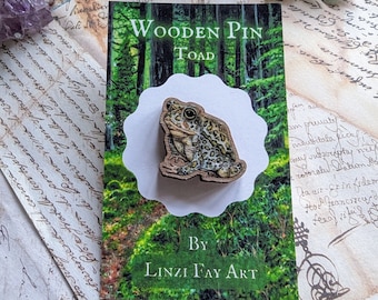 Maple wood pin - toad, 25 mm, animal art gift.