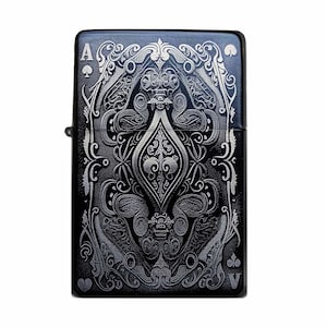 Briquet pour cartes à jouer - motif as élégant avec gravure laser, cadeau personnalisable idéal pour les amateurs de cartes et les fans de poker !