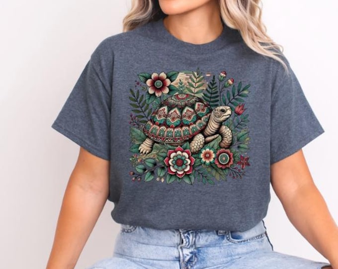 Turtle T-shirt, Botanical T-shirt, Gift for Men, Gift for Mom, Nature Lover, Gift for Her