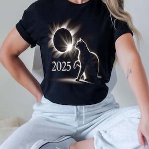 Celestial Cat Eclipse Tee: Unisex Galaxy Astronomy Shirt for Space Enthusiasts and Stargazers