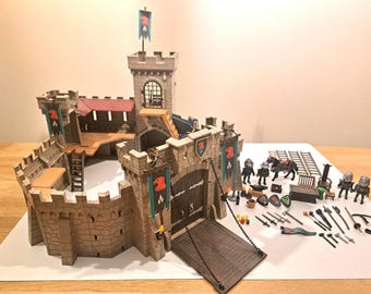 4866 Playmobil Falcon Knights Castle Complete With Original Box