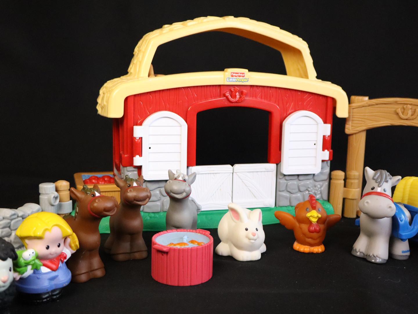 Ferme Fisher-Price Little People Vintage 1986 - Avec Figurines Et Chevaux - Jouet Ancien Allemagne
