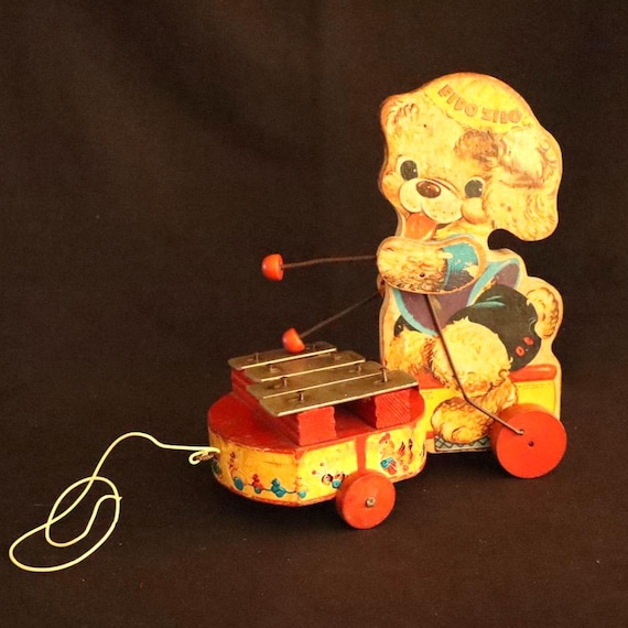 Fido Zilo Dog Fisher Price, 1955 Vintage Toy Pull Dog. Xylophone