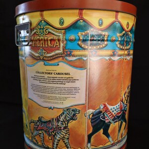 XXL 80's Vintage Carousel Opslag Ton, Mari Pritchard Verzamelbaar Bertels Blik
