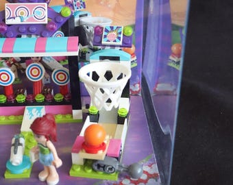 DISPLAY LEGO Friends 41127, the Amusement Park Arcade Store