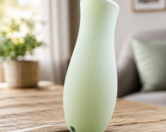 Lampada vintage IKEA MYLONIT in vetro satinato verde chiaro design scandinavo minimalista anni 90 2000 Design by K. Leibel e K. Andreasson