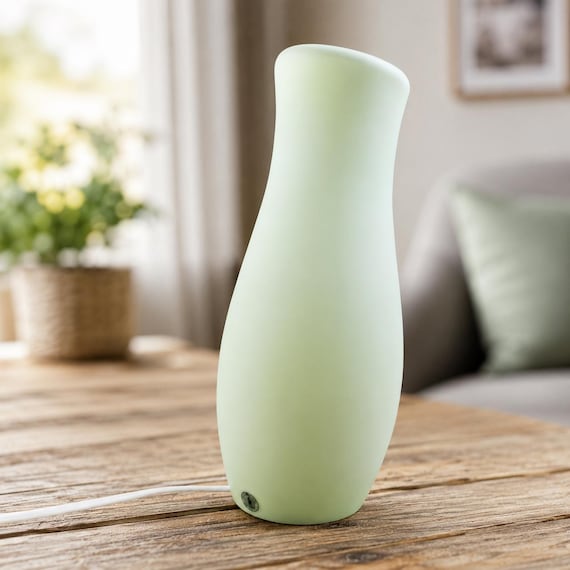 Lampada vintage IKEA MYLONIT in vetro satinato verde chiaro design scandinavo minimalista anni 90 2000 Design by K. Leibel e K. Andreasson