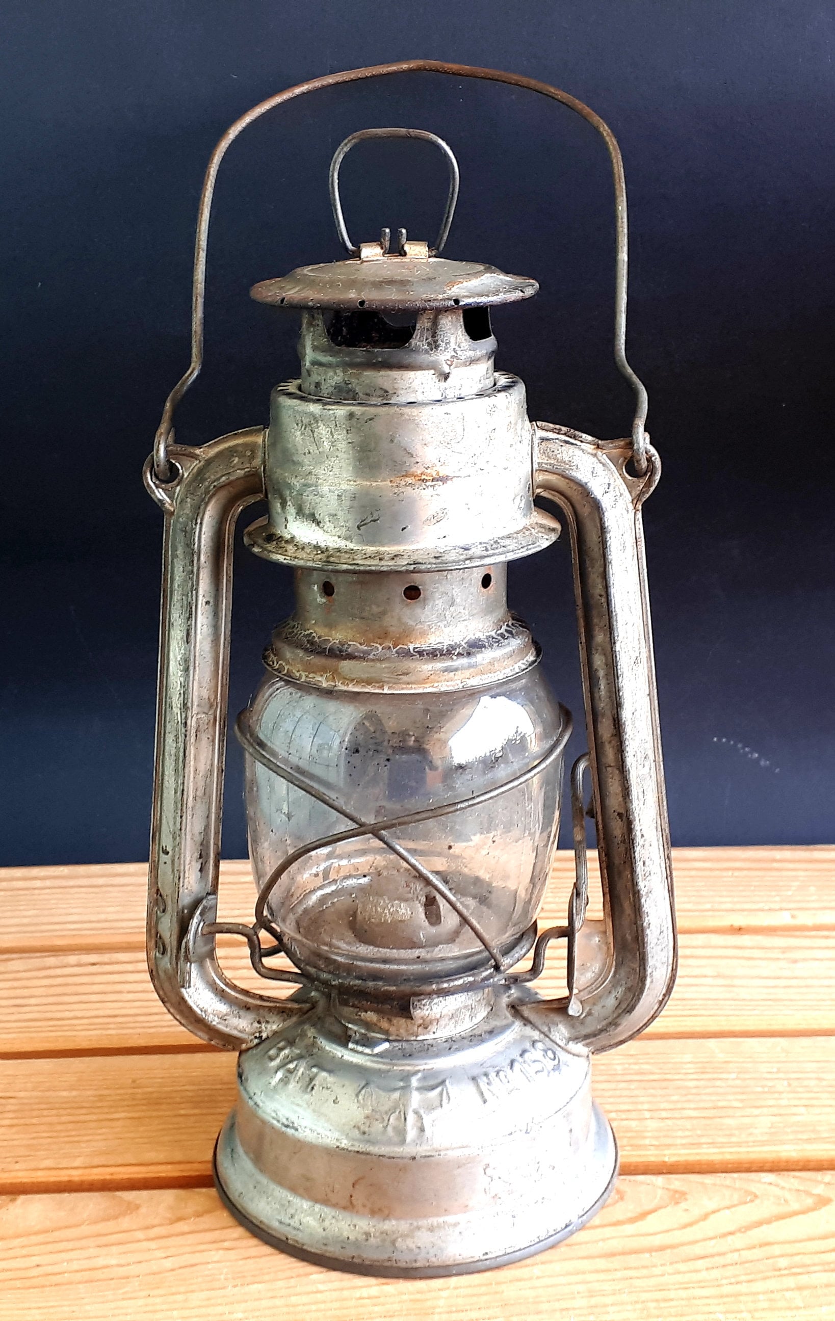 Bat Model Kerosene Lantern BAT No. 158 Vintage Oil Lamp 1950s Made