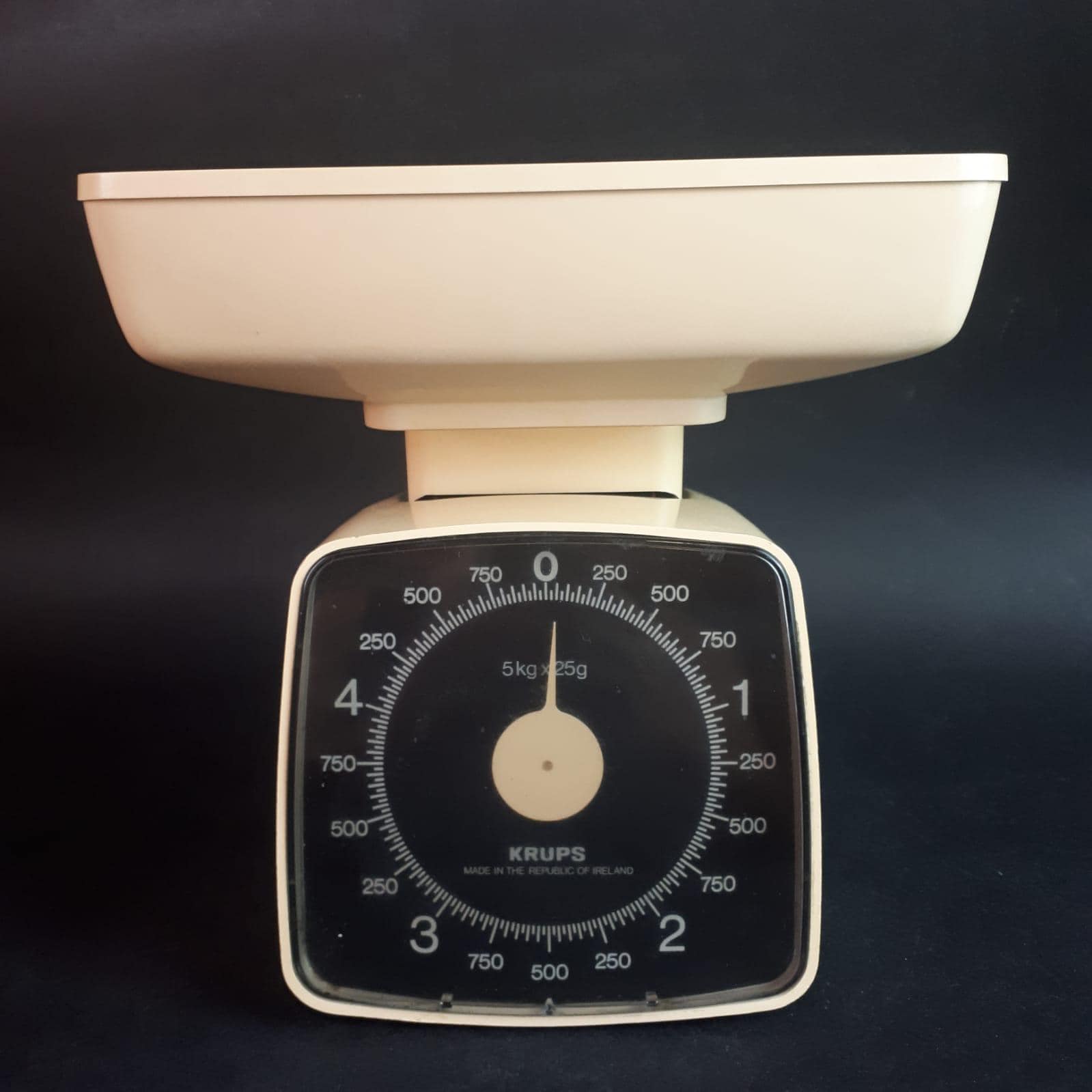 Vintage Krups Type 875 Kitchen Scale From the 1970s, Analog, 5kg