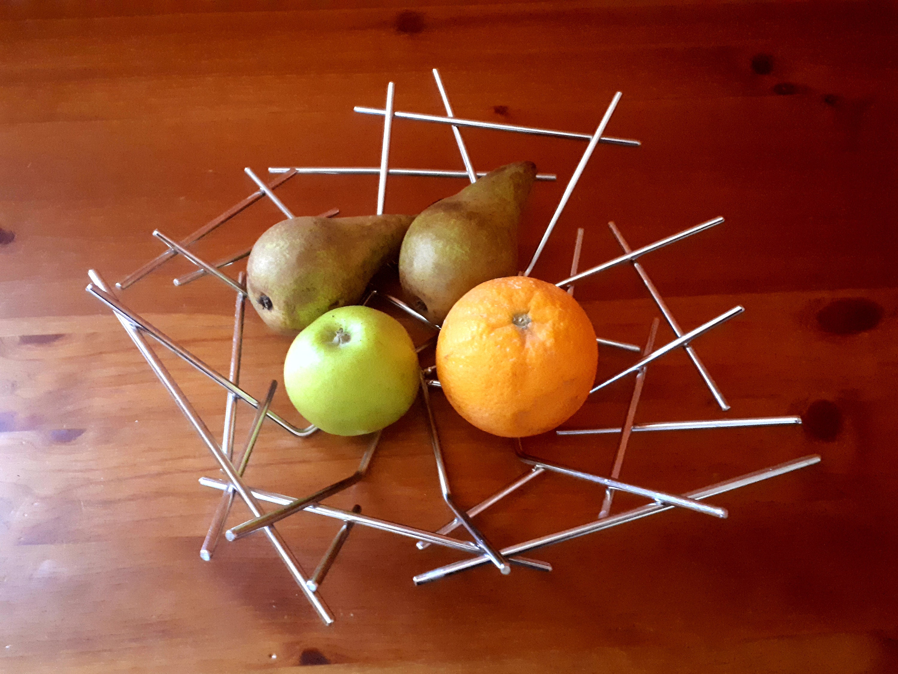 Coupe à fruits Stefano Giovannoni pour Alessi en inox et plexiglas vert