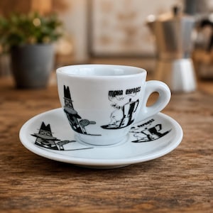 Filiżanka do kawy Bialetti Moka Express z oryginalnym spodkiem z porcelany Vintage Bialetti Man wyprodukowana we Włoszech
