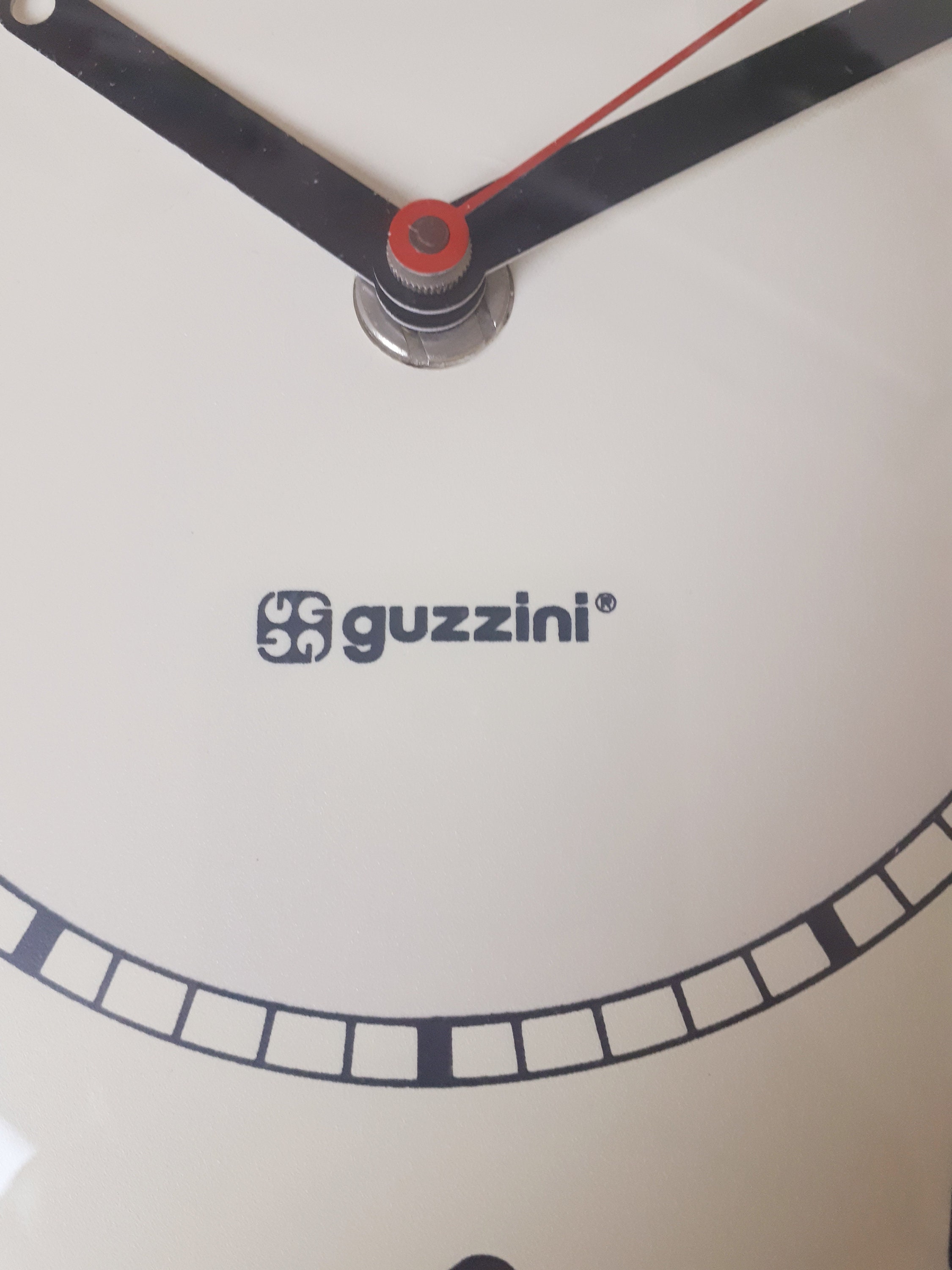 GUZZINI Wall Clock Vintage Design Vanilla Yellow Edge Made in