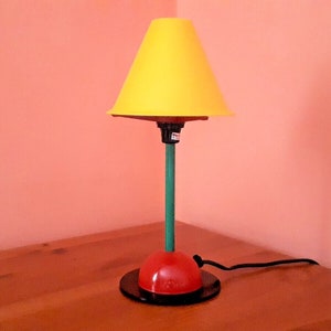 Seltene IKEA Memphis MILANO Lampe aus den 80er Jahren Vintage Tischlampe