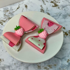 Erdbeere Glitter Bögen