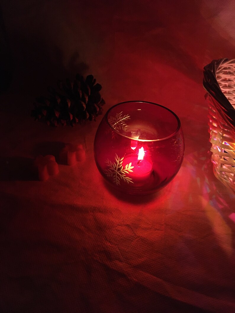 Christmas Holiday Candle Holders Etched Glass Snowflake Red Tea Lights Votives Beeswax Gift Idea Home Decor