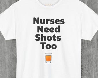 Camiseta divertida de enfermera: las enfermeras necesitan vacunas, regalo para el personal médico.