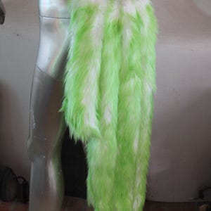 Grüne, flauschige Tailen-Schwänze!  Deine Wahl!  Lindgrün Einhorn Süßigkeit Kunstpelz Kostüm Tails Lime Cosplay lange Schwänze 16 "26 "32"