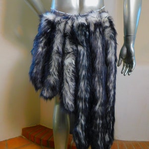 Black & White Faux Fur Clip On Tail: Costume Cosplay