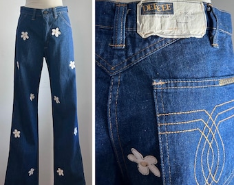 Vtg DEE CEE Denim Jeans Pants / Flower Detail Appliqué Patch/  Dark Wash / DEADSTOCK / 1960s 1970s 1980s / 27 x 32