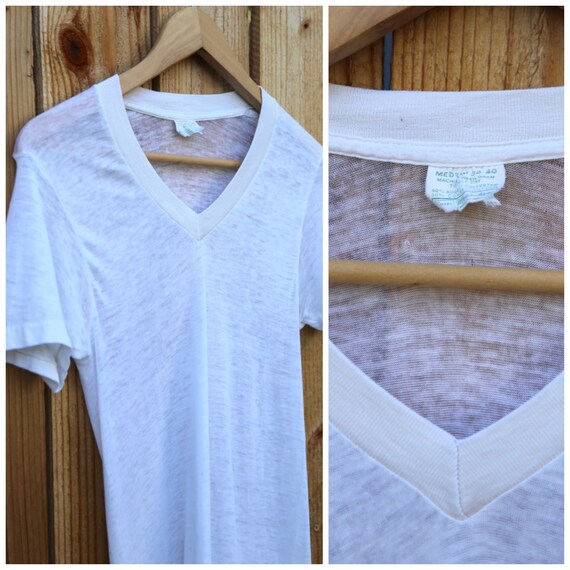 Vtg 70s Paper Thin Cotton V Neck Shirt / Blank Whi
