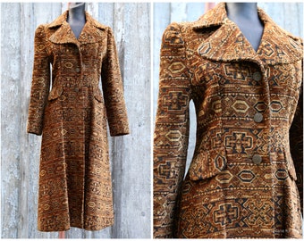 Vtg 60s Tapestry Carpet Coat /  Fitted Trench Jacket / Neutral Tonal Brown Beige Black /  X Small Small