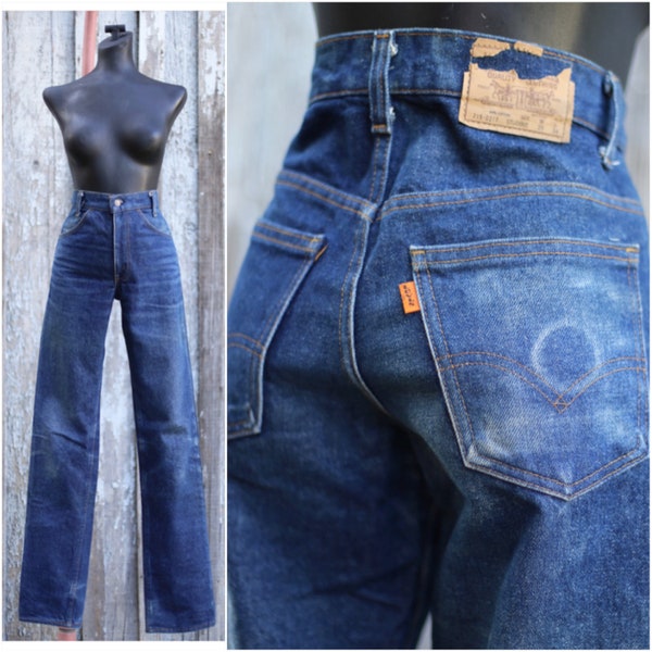 Vtg 70s 80s LEVIS Orange Tab Jeans / Straight Leg / High Waist / Dark Wash / Student / 27 28 X 33