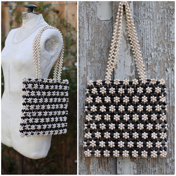 Vtg 70s Wood Beaded Purse / Black White / Flower C