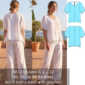 Könnte beinhalten: Ein zweiteiliges Outfit aus weißem Leinen, bestehend aus einem kurzärmeligen Oberteil und einer Hose mit weitem Bein. Das Oberteil hat einen V-Ausschnitt und Puffärmel. Die Abbildung enthält auch eine technische Zeichnung des Oberteils. Der Text lautet: "All 12 US sizes 0, 2, ... 22 XS- XXL in A0 A4 letter detail instructions with graphics."