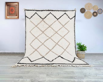 Handwoven Beni Ourain Moroccan rug ivory with beige and black diamond design plush wool Berber carpet for cozy bedroom or living room