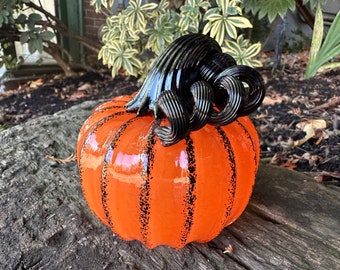 Orange and Black Pumpkin, 4" Hand Blown Glass Squash Sculpture, Curly Stem Autumn Fall Halloween Art Centerpiece Decor, Avalon Glassworks