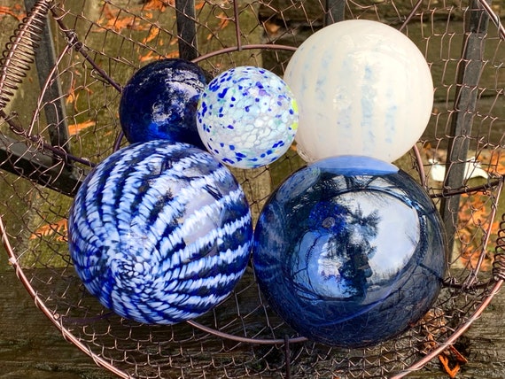 Blue And White Floats Set Of Five 2 54 5 Etsy