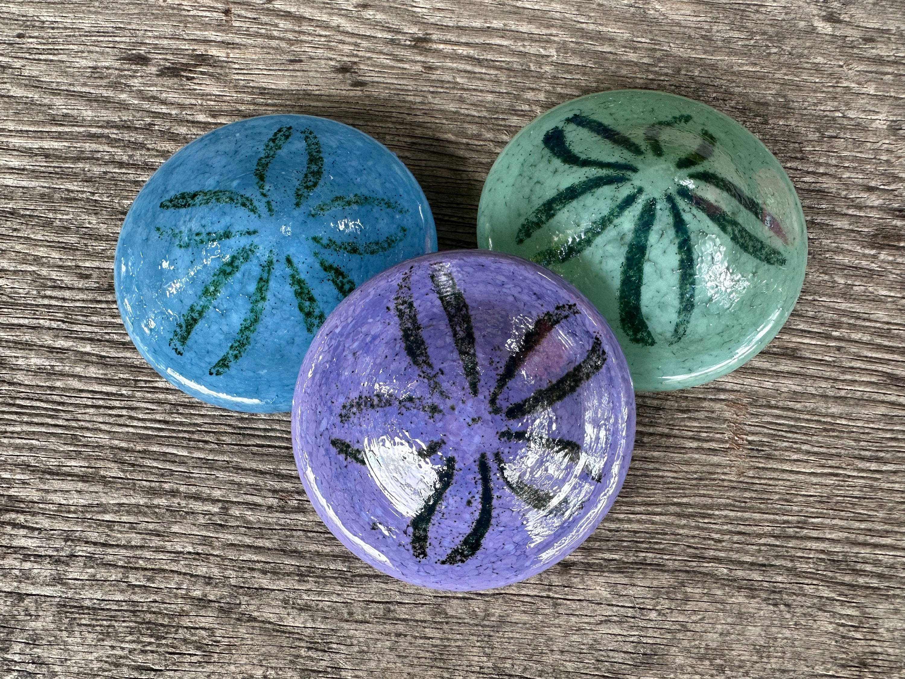 【特価】 Glass Blue Green Paperweights, Beach 3 of Set Dollars, Sand 絵画