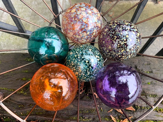 Purple Green Orange Floating Glass Balls, Set of 6 Hand Blown Interior  Design Spheres, Coastal Outdoor Garden Art Decor, Avalon Glassworks -   Canada