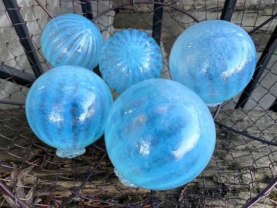 Jellyfish Floats, Set of 5 Hand Blown Glass Garden Balls, Opalescent Light  Blue, Interior Design or Outdoor Art Spheres, Avalon Glassworks -   Canada