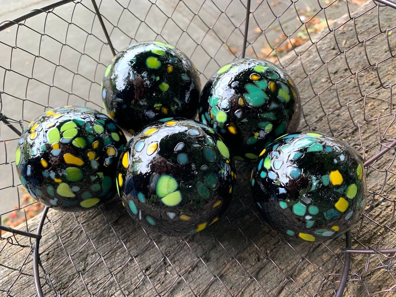 End-of-the-Day Mix Blown Glass Balls, Set of 5 Black Floats, 2.53 Garden Decor, Outdoor Art Spheres, Basket Filler, Avalon Glassworks image 6