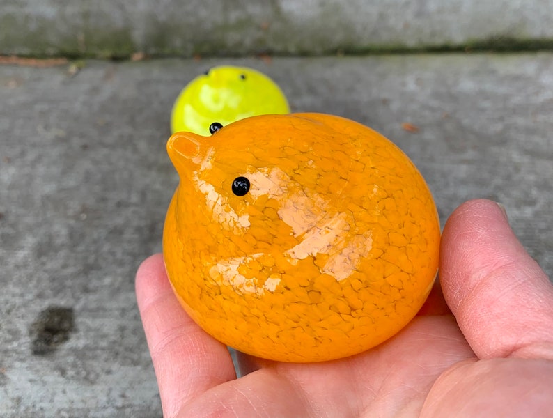 Set of Two Very Cute Hand Blown Bird Sculptures Avalon Glassworks Yellow and Orange Glass Chicks Easter Mantel Tabletop Spring Decoration