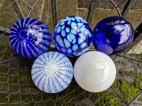 Cobalt Blue and White Floats, Set of 5 Blown Glass Balls, 2.75