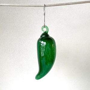Green Glass Chili Pepper Ornament, 4.25&quot; Hand Blown Hanging Sun Catcher, Serrano Jalapeño Christmas Decor, Metal Hook, Avalon Glassworks