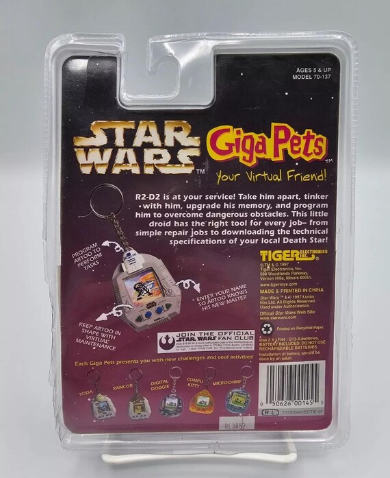 STAR WARS R2-D2 Giga Pets