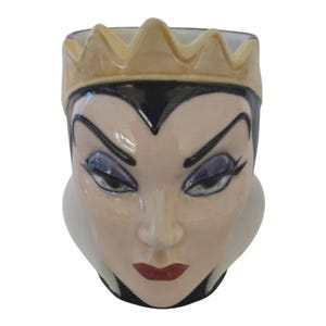 Vintage Walt Disney Evil Wicked Queen Grimhilde Snow White Ceramic Mug Applause!